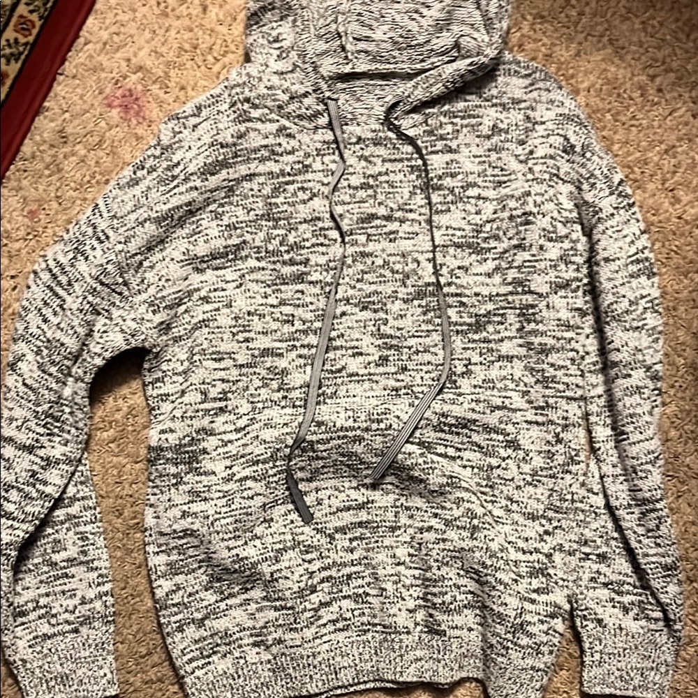 Men's Black and White Knit Sweater